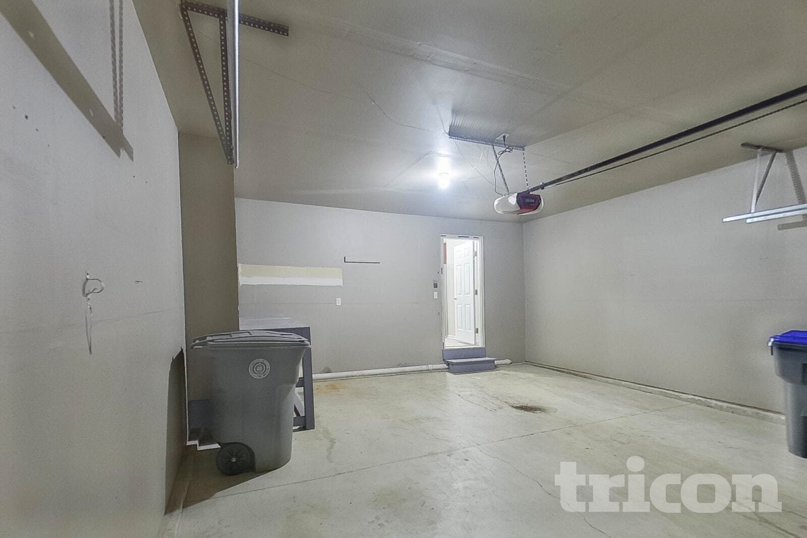 Building Photo - 322 Burning Brook Dr