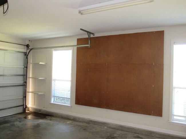 Building Photo - Foxborough Subdivision