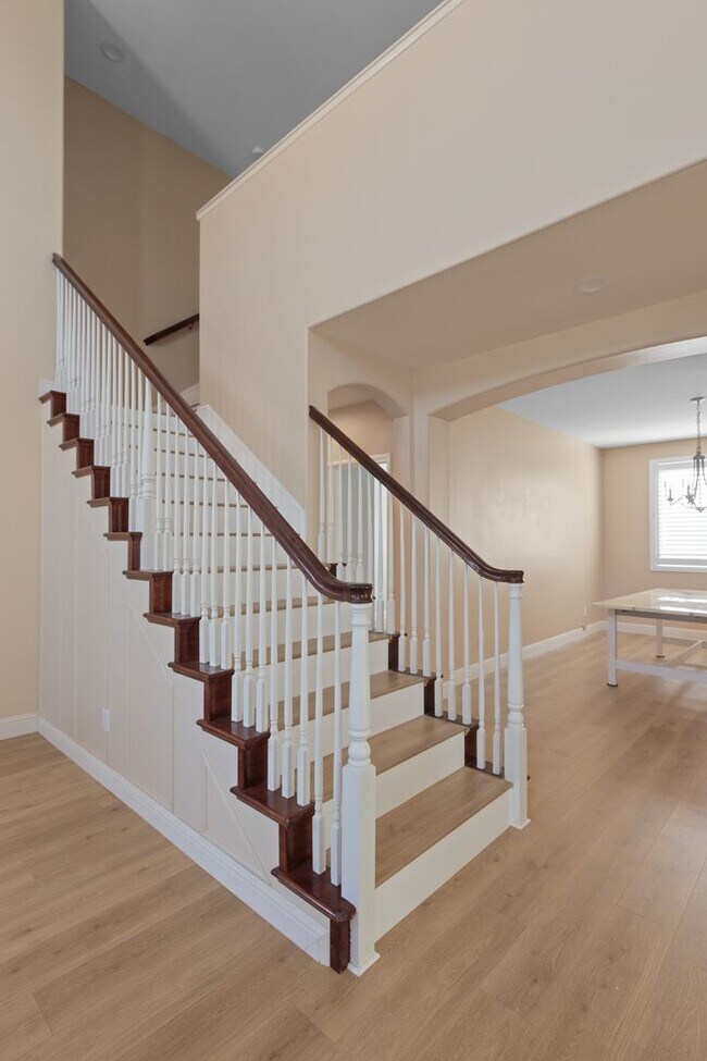 Building Photo - 26523 Starling Ct