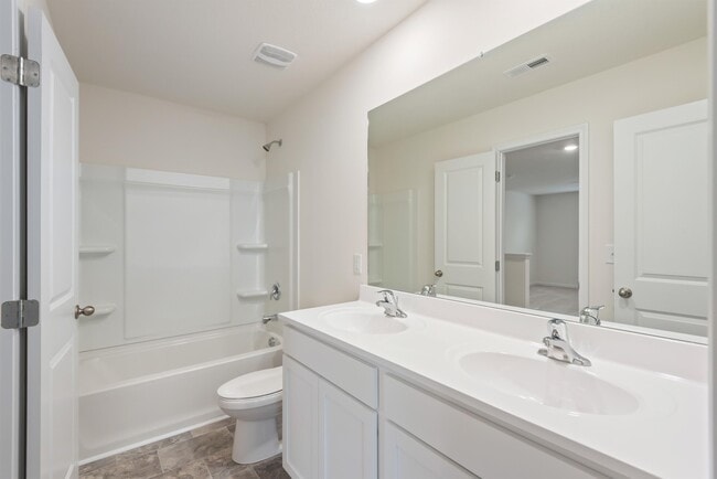 Building Photo - 5513 English Holly Wy
