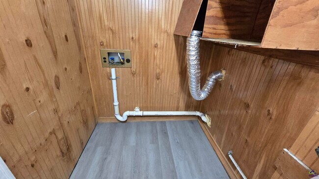 Building Photo - 106 Mason Dr