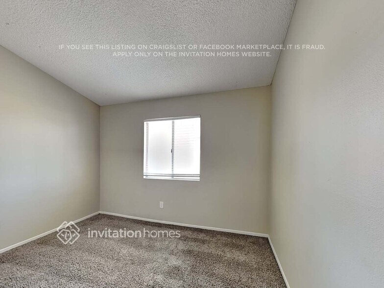 Building Photo - 14850 Mission Glen Ln