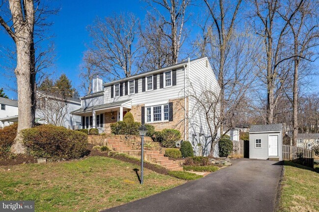 Building Photo - 2015 Freedom Ln