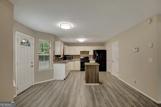 Building Photo - 1118 Quail Hunt Dr
