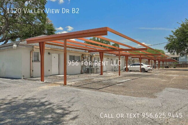 Building Photo - 1120 Valley View Dr