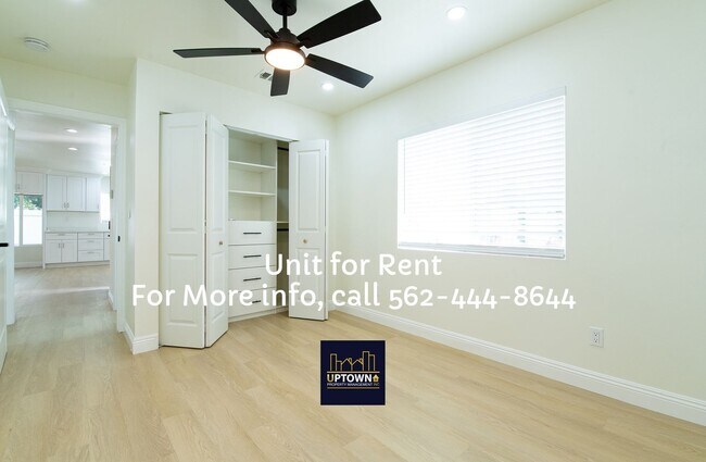 Building Photo - House - 2 Bedrooms / 2 Baths / Commerce