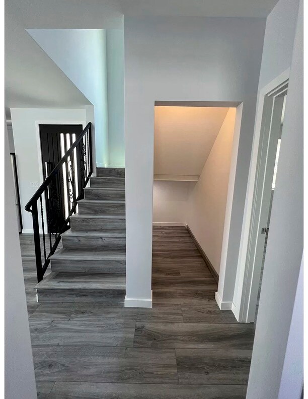 Building Photo - 14739 Drell St