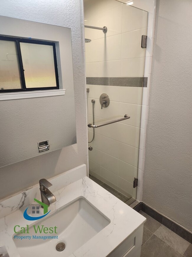 Building Photo - $6295 - Spacious 4 Bed/2 Bath Los Gatos Home with Air Conditioning/Award Winning Schools