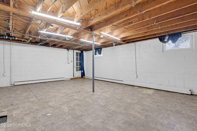 Building Photo - 405 Terrace Ave