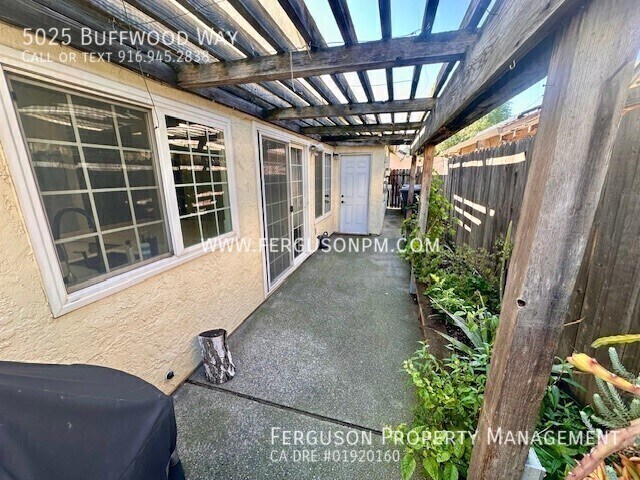 Building Photo - 5025 Buffwood Way