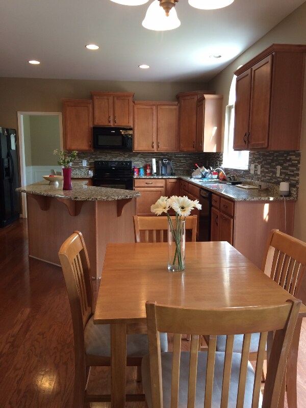 Building Photo - 1416 Beech Hollow Ct
