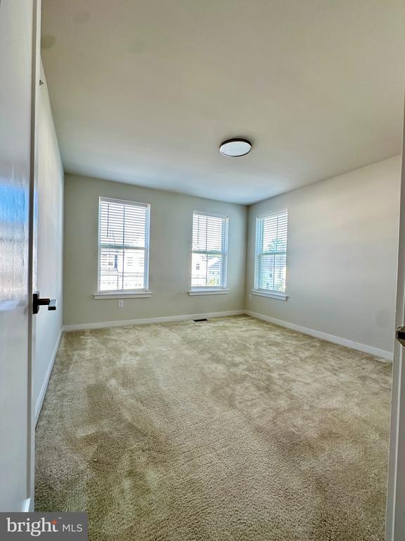 Building Photo - 313 Wynstone Ct