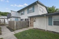 Building Photo - 2523 Burgandy Ln
