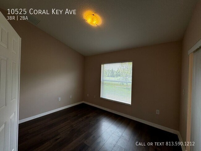 Building Photo - 10525 Coral Key Ave