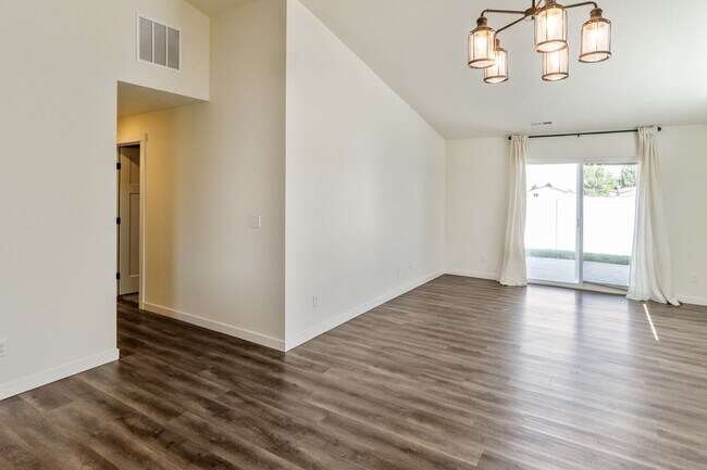 Building Photo - Beautiful Single Family Home In Cheney!!