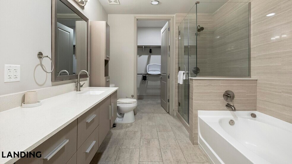 Building Photo - 1414 Wood Hollow Dr