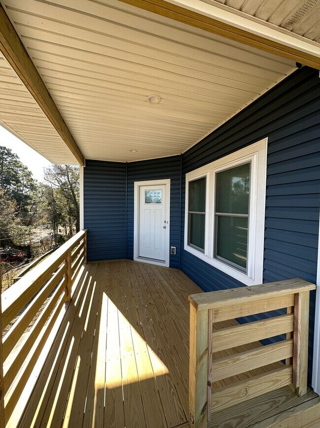 Building Photo - 117 Colony Ln
