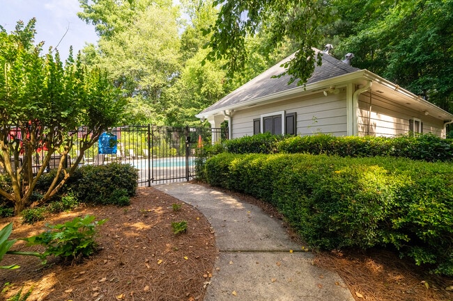 Building Photo - 6850 Weatherstone Way