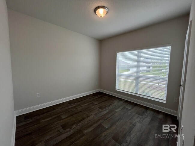 Building Photo - 14836 Dayton Cir