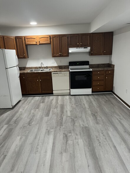 Building Photo - 5136 Pecan Dr
