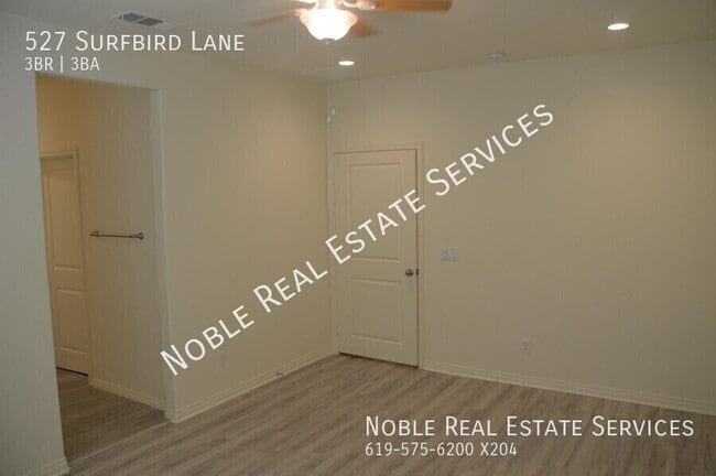 Building Photo - 527 Surfbird Ln