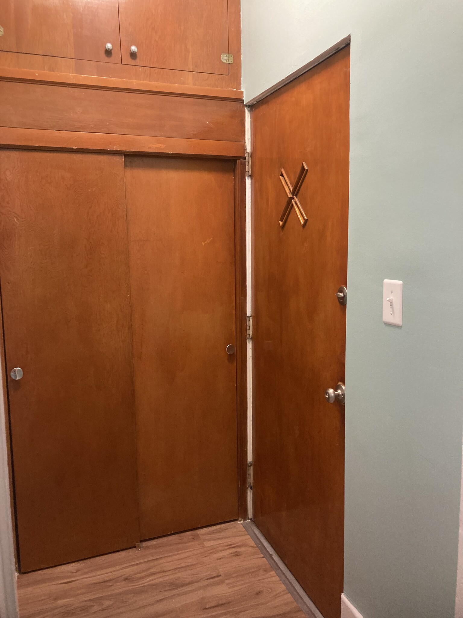 Front entryway - 2319 W 25th St