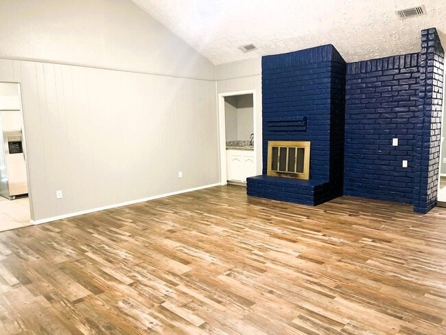 Building Photo - 12835 Pantano Drive