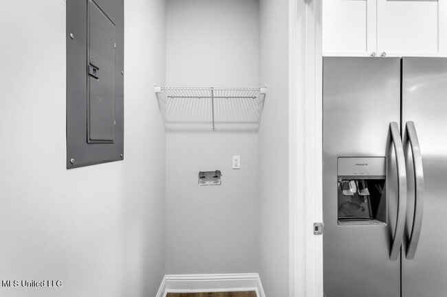 Building Photo - 12088 Lamey Brg Rd