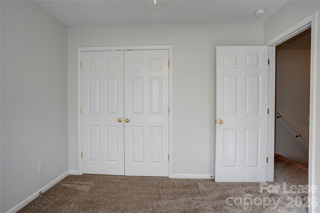 Building Photo - 12411 Stratfield Pl Cir