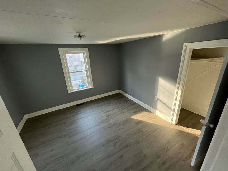 Room 1 - 6 Cherry St