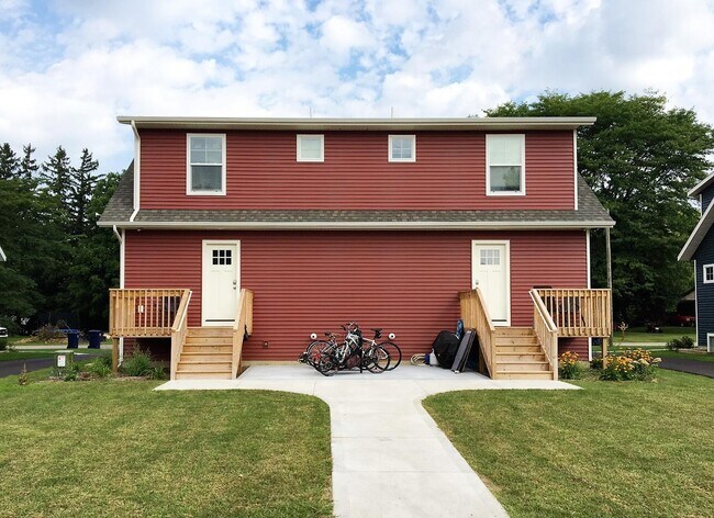 Building Photo - 289 E 19th St