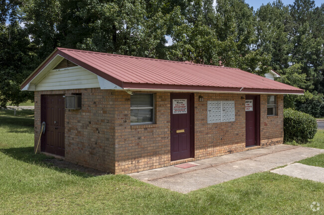 Maintenance Shed - 1500 N Archusa Ave