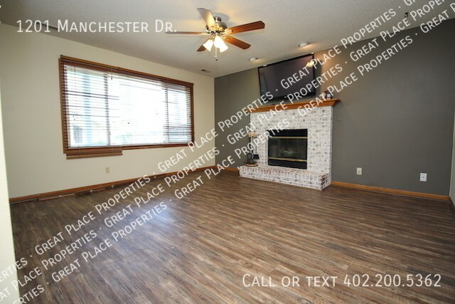 Building Photo - 1201 Manchester Dr