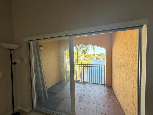 Building Photo - 165 NW 96th Terrace