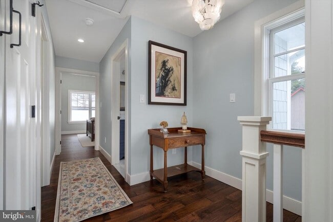 Building Photo - 3741 River Rd