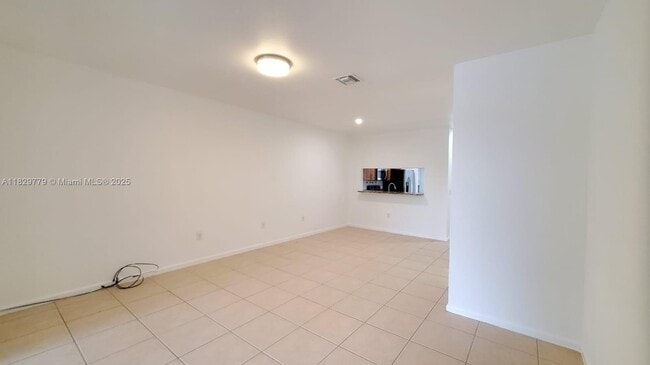 Building Photo - 8222 SW 27th St