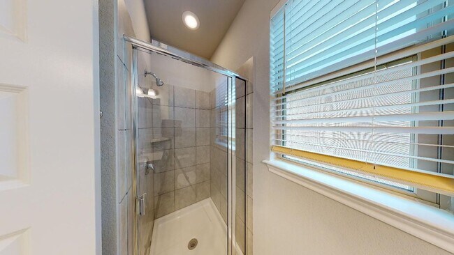 Building Photo - 2108 Pecan Island Dr