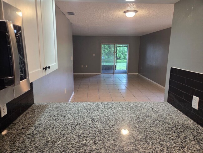 Building Photo - Captiva Duplex