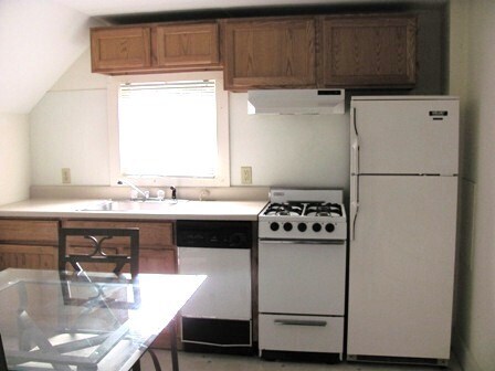 Building Photo - 114 Highland Pl