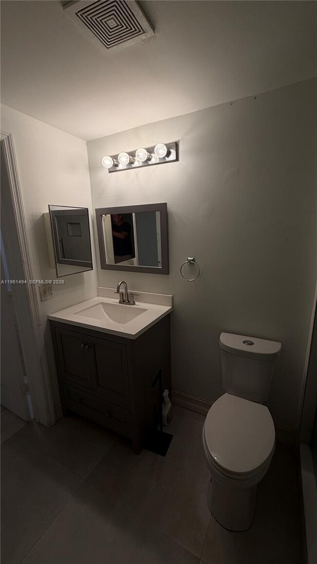 Building Photo - 741 SW 148th Ave