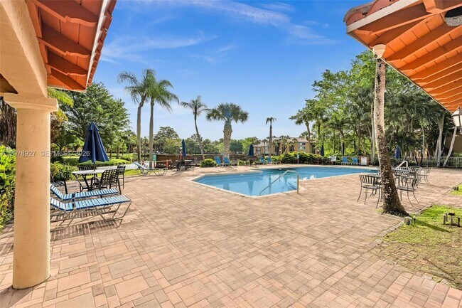 Building Photo - 10765 Cleary Blvd