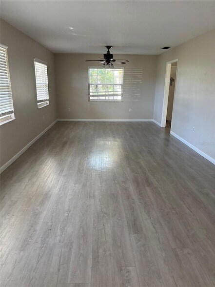 Building Photo - 2012 5th St W