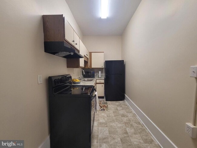 Building Photo - 447 N Loudoun St