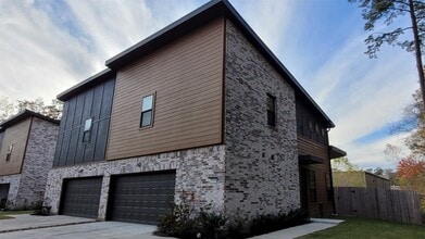 Building Photo - 2509 Appian Wy