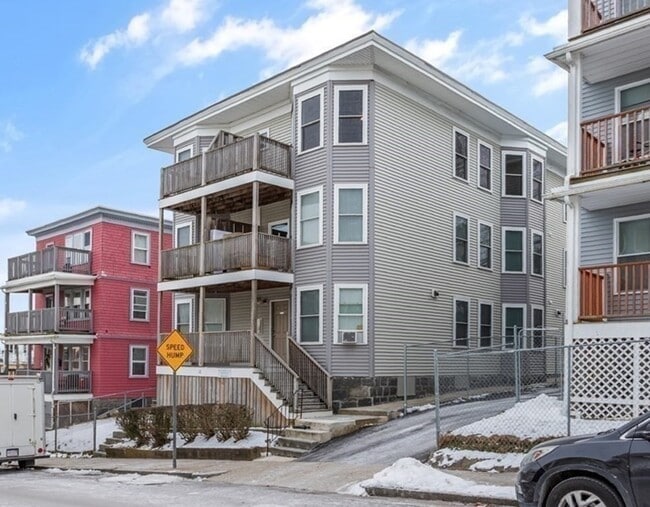 Building Photo - 20 Fairmount St