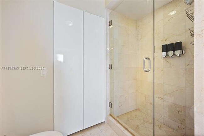 Building Photo - 6365 Collins Ave