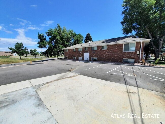 Building Photo - 12111 W Nevada Dr