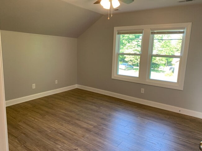Building Photo - Charming Home with Large Backyard Near Rad...