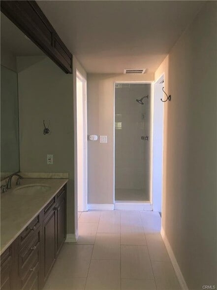 Building Photo - 14662 Horticultural Dr