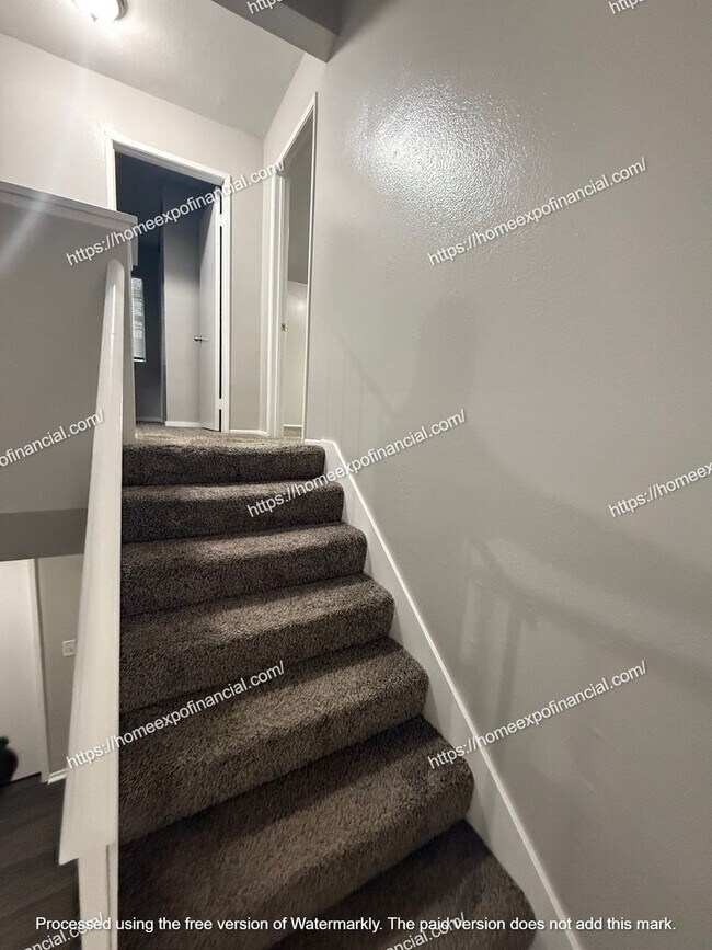 Building Photo - 24612 Freeport Dr